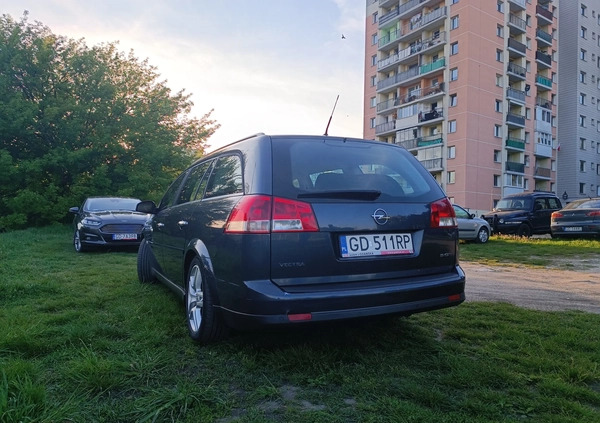 Opel Vectra cena 13000 przebieg: 298000, rok produkcji 2007 z Gdańsk małe 67